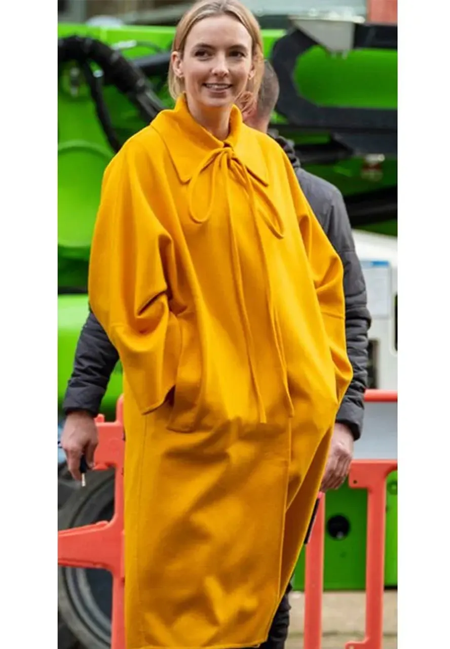 Killing Eve Season 03 Jodie Comer Yellow Coat villanelle yellow coat