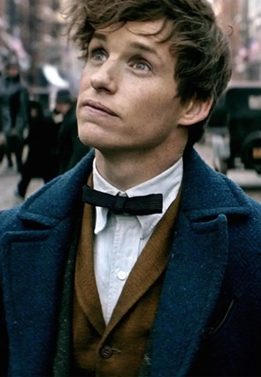 Fantastic Beasts The Secrets of Dumbledore Newton Scamander Blue Wool Coat daniel radcliffe eddie redmayne coat