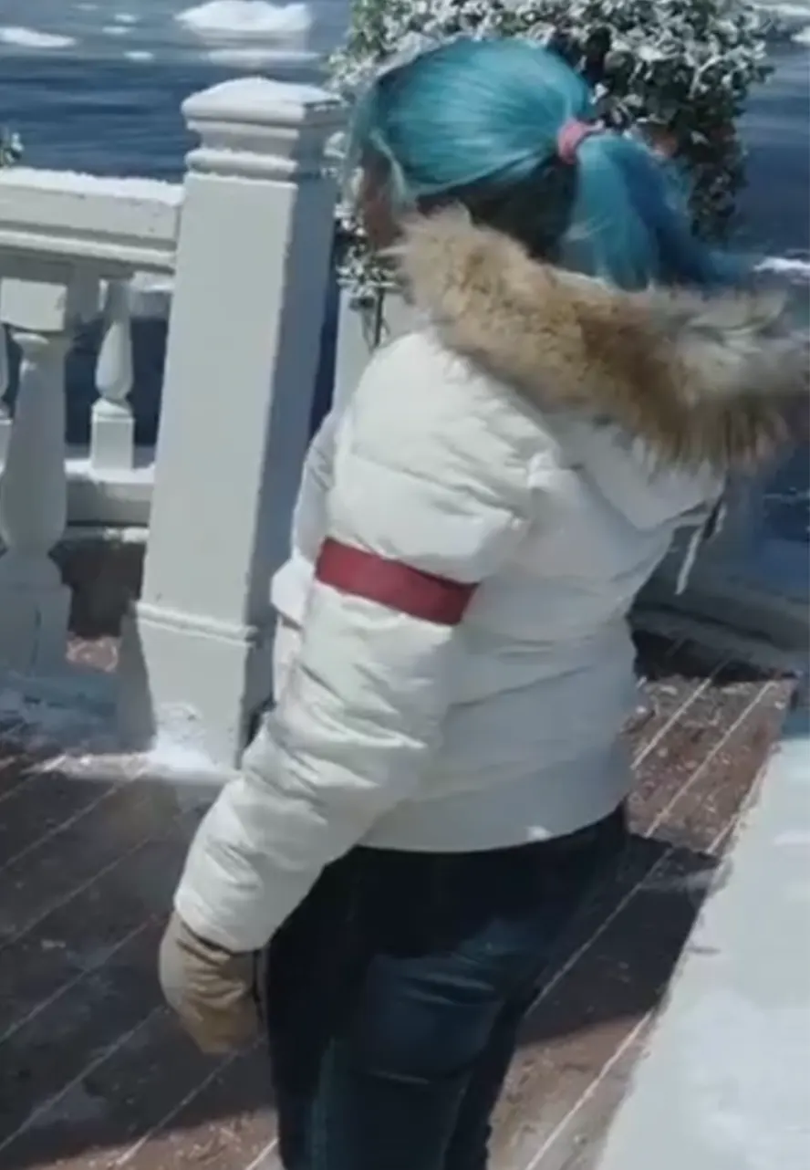 One Piece S02 Charithra Chandran White Puffer Jacket miss wednesday white puffer jacket