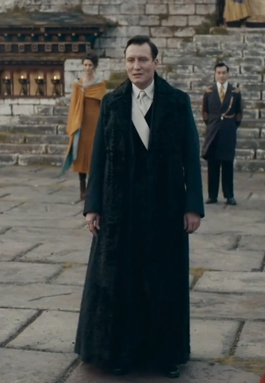 Fantastic Beasts The Secrets of Dumbledore Anton Vogel Coat oliver masucci trench coat
