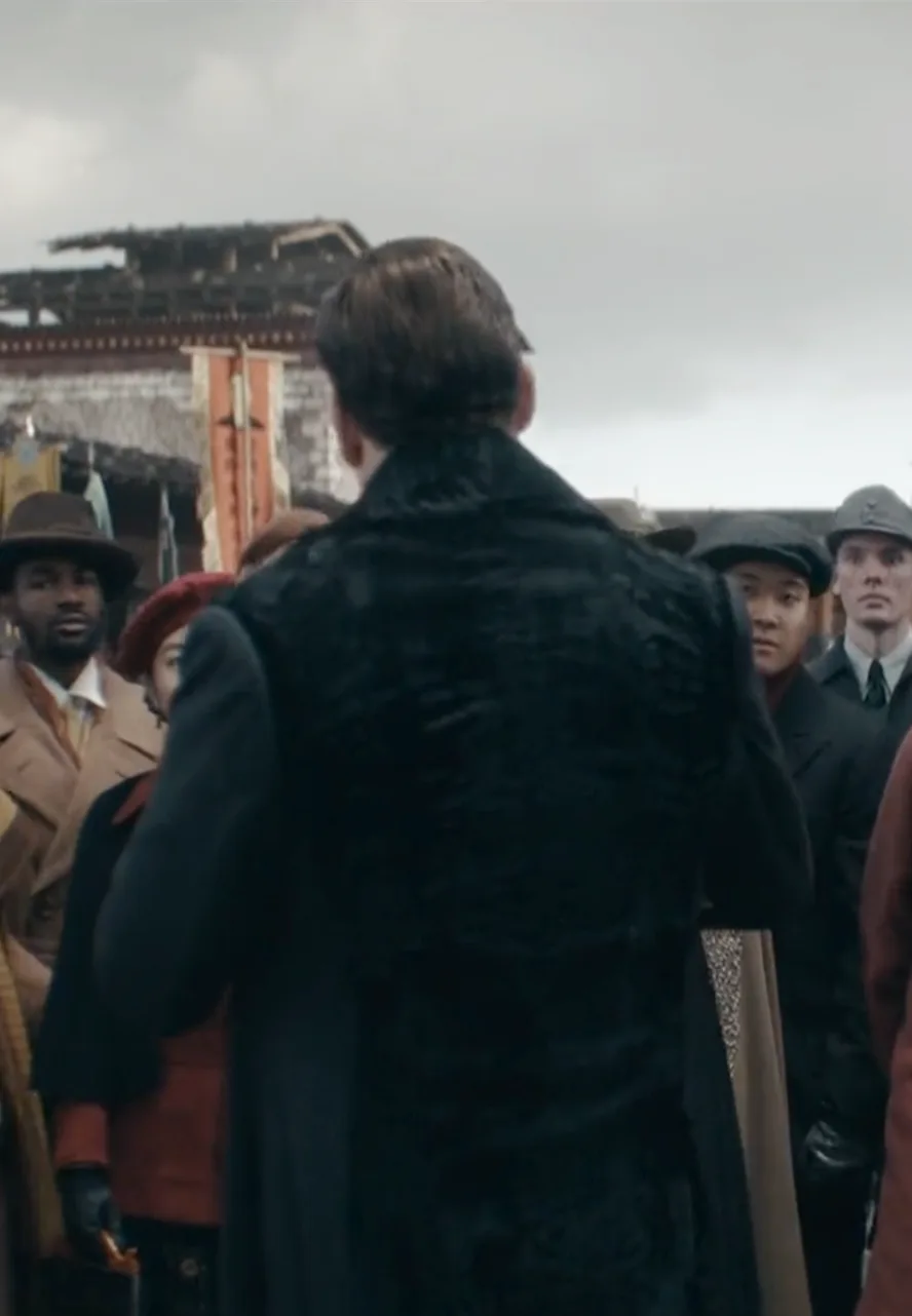 Fantastic Beasts The Secrets of Dumbledore Anton Vogel Coat oliver masucci velvet coat