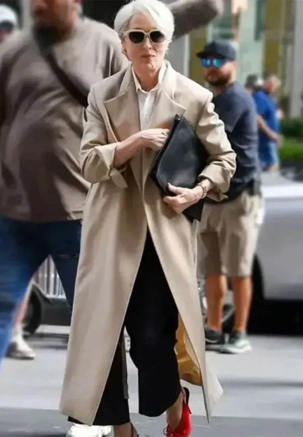 meryl streep beige trench coat