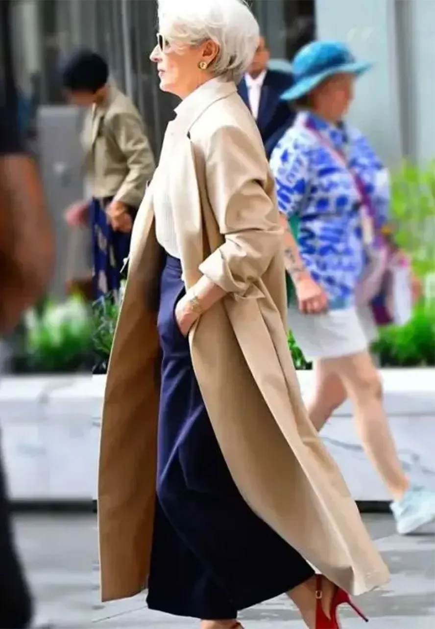 Meryl Streep The Devil Wears Prada 2 Beige Trench Coat meryl streep coat