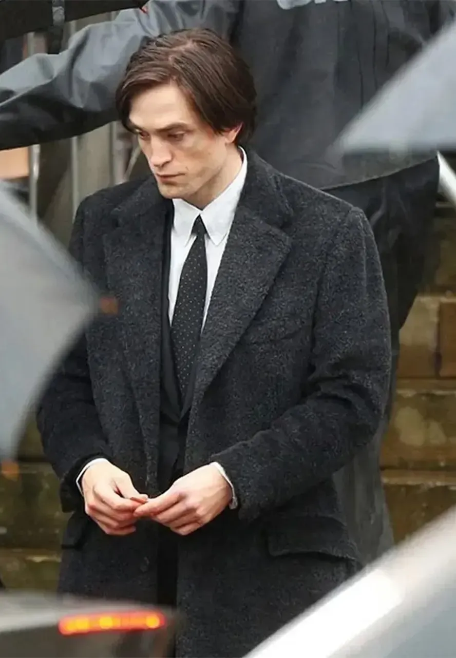The Batman Bruce Wayne Trench Coat robert pattinson bruce wayne trench coat