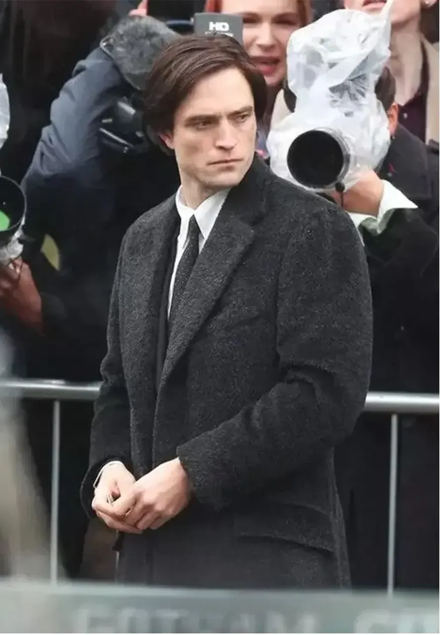 The Batman Bruce Wayne Trench Coat robert pattinson coat