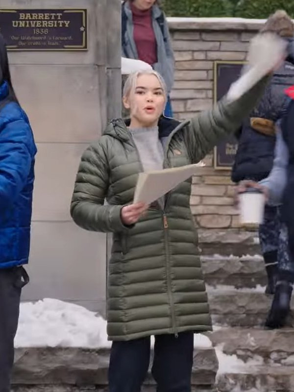 1UP 2022 Paris Berelc Green Puff Coat 1UP 2022 Paris Berelc Green Puff Coat - Image 2