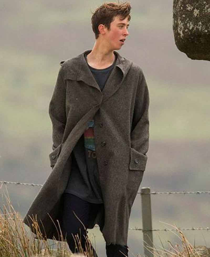 Angus Imrie The Kid Who Would Be King Grey Coat Angus Imrie The Kid Who Would Be King Grey Coat