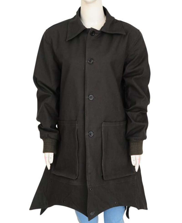 Avengers Infinity War Elizabeth Olsen Coat