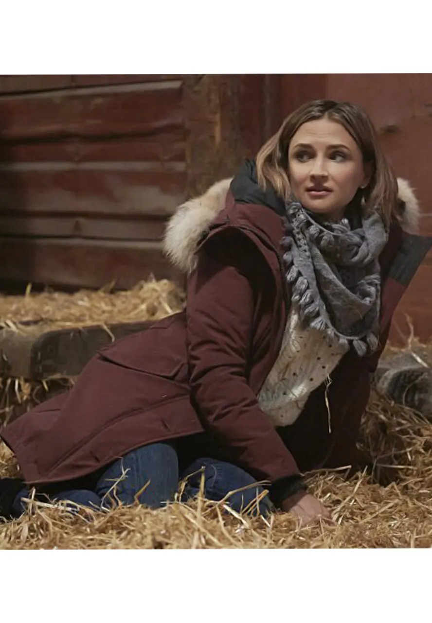 Rachael Leigh Cross Country Christmas Parka Rachael Leigh Cross Country Christmas Parka - Image 5