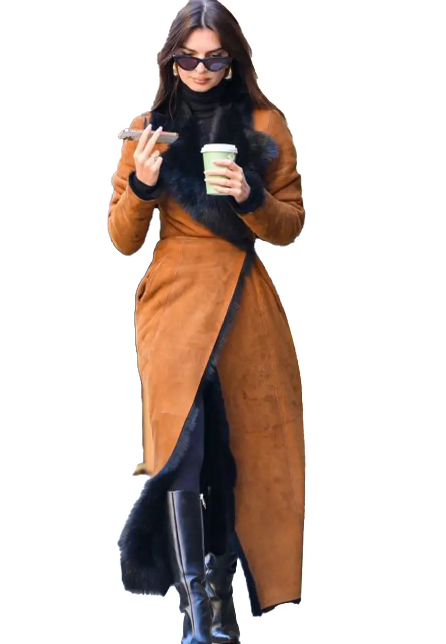 Emily Ratajkowski 90S Glamour Shearling Coat Emily Ratajkowski 90S Glamour Shearling Coat - Image 4