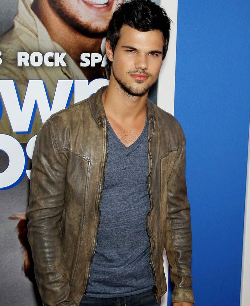 Taylor Lautner Grown Ups 2 Premiere Distressed Leather Jacket Taylor Lautner Grown Ups 2 Premiere Distressed Leather Jacket - Image 5