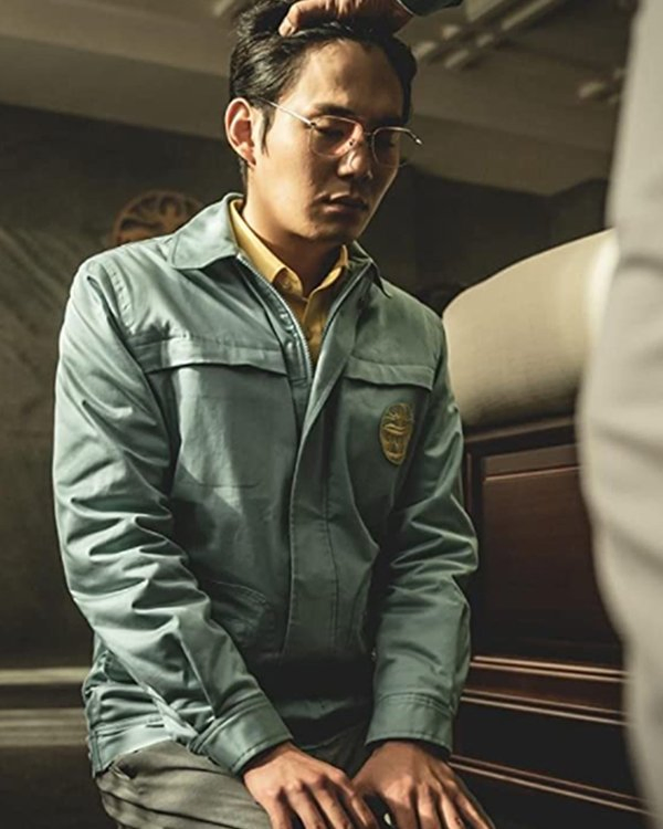 Hellbound Ryu Kyung-soo Green Jacket Hellbound Ryu Kyung-soo Green Jacket - Image 2