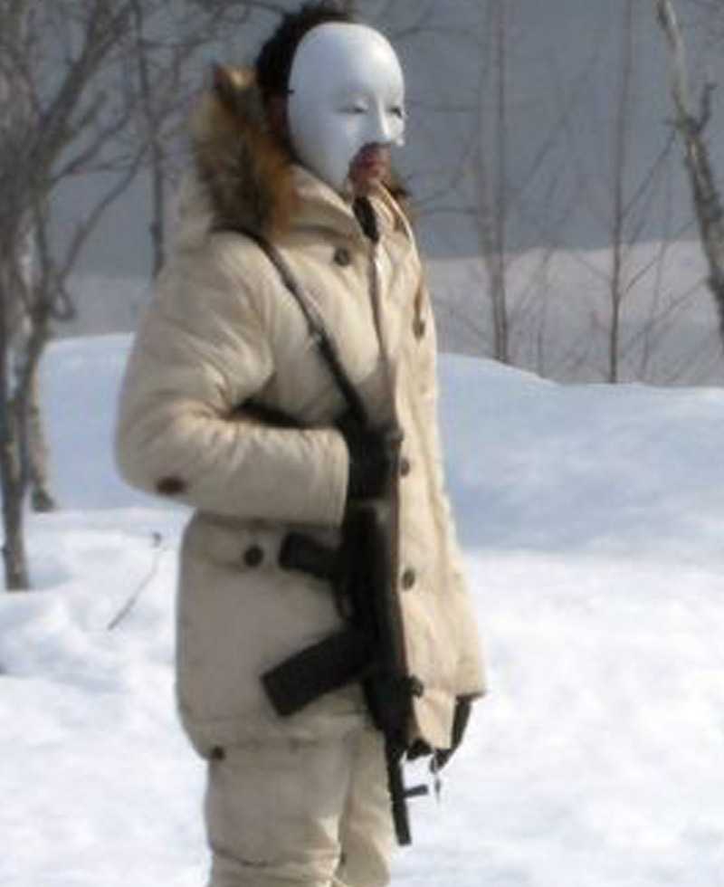 James Bond 25 Masked Villain White Coat James Bond 25 Masked Villain White Coat - Image 2