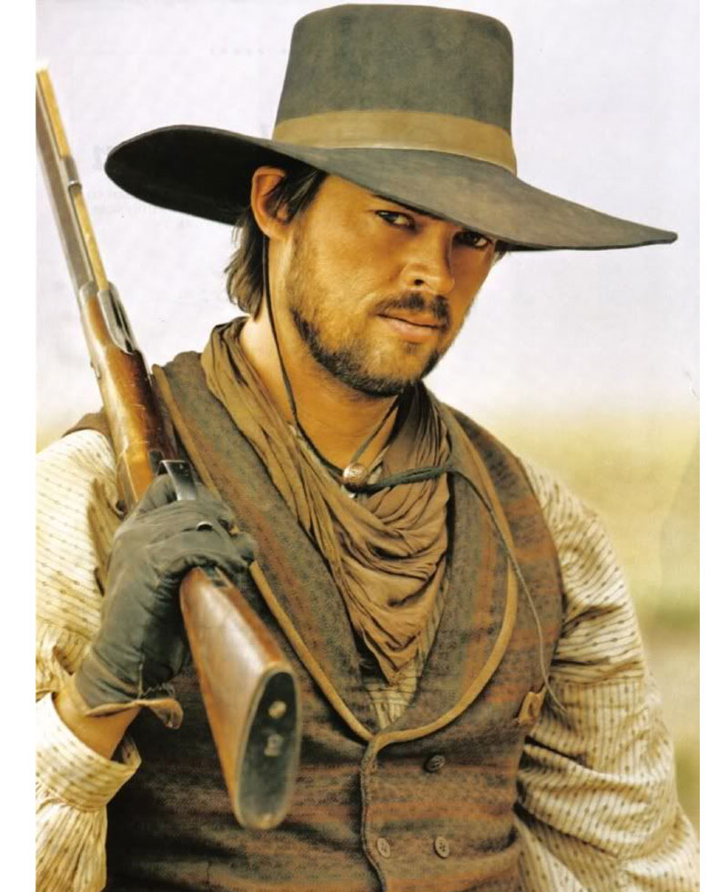 Karl Urban Comanche Moon Brown Vest Karl Urban Comanche Moon Brown Vest - Image 2
