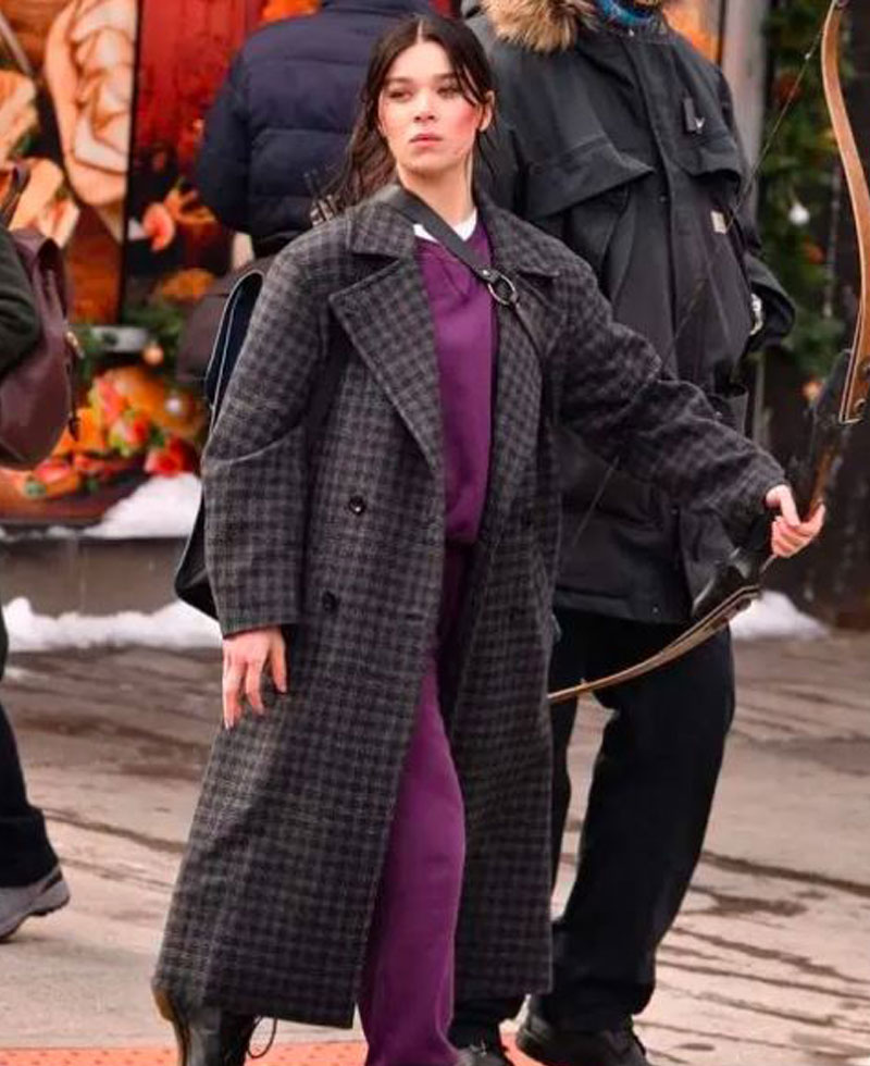 Hailee Steinfeld Hawkeye Black and Grey Coat Hailee Steinfeld Hawkeye Black and Grey Coat - Image 3