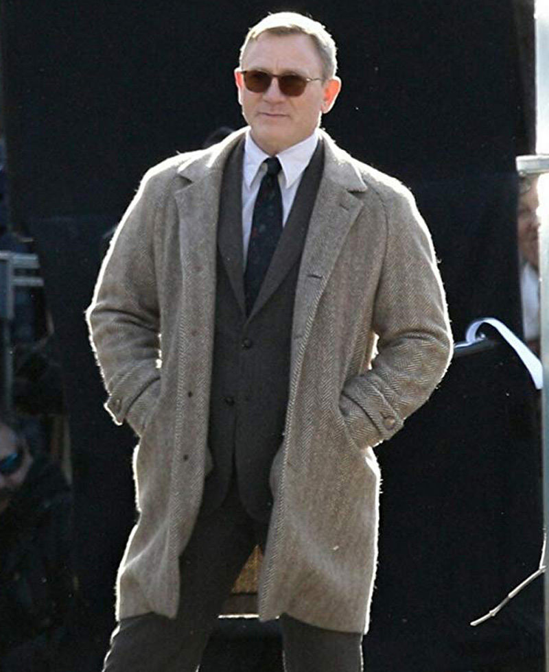 Knives Out Daniel Craig Grey Coat Knives Out Daniel Craig Grey Coat - Image 4