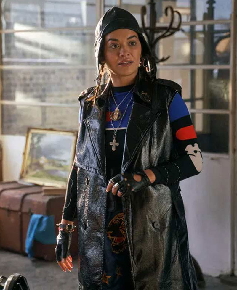 Twist Rita Ora Black Sleeveless Coat Twist Rita Ora Black Sleeveless Coat