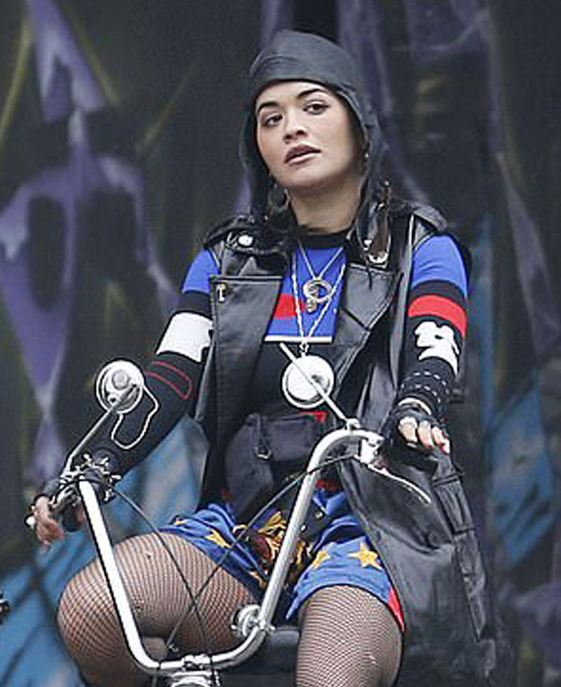 Twist Rita Ora Black Sleeveless Coat Twist Rita Ora Black Sleeveless Coat - Image 4