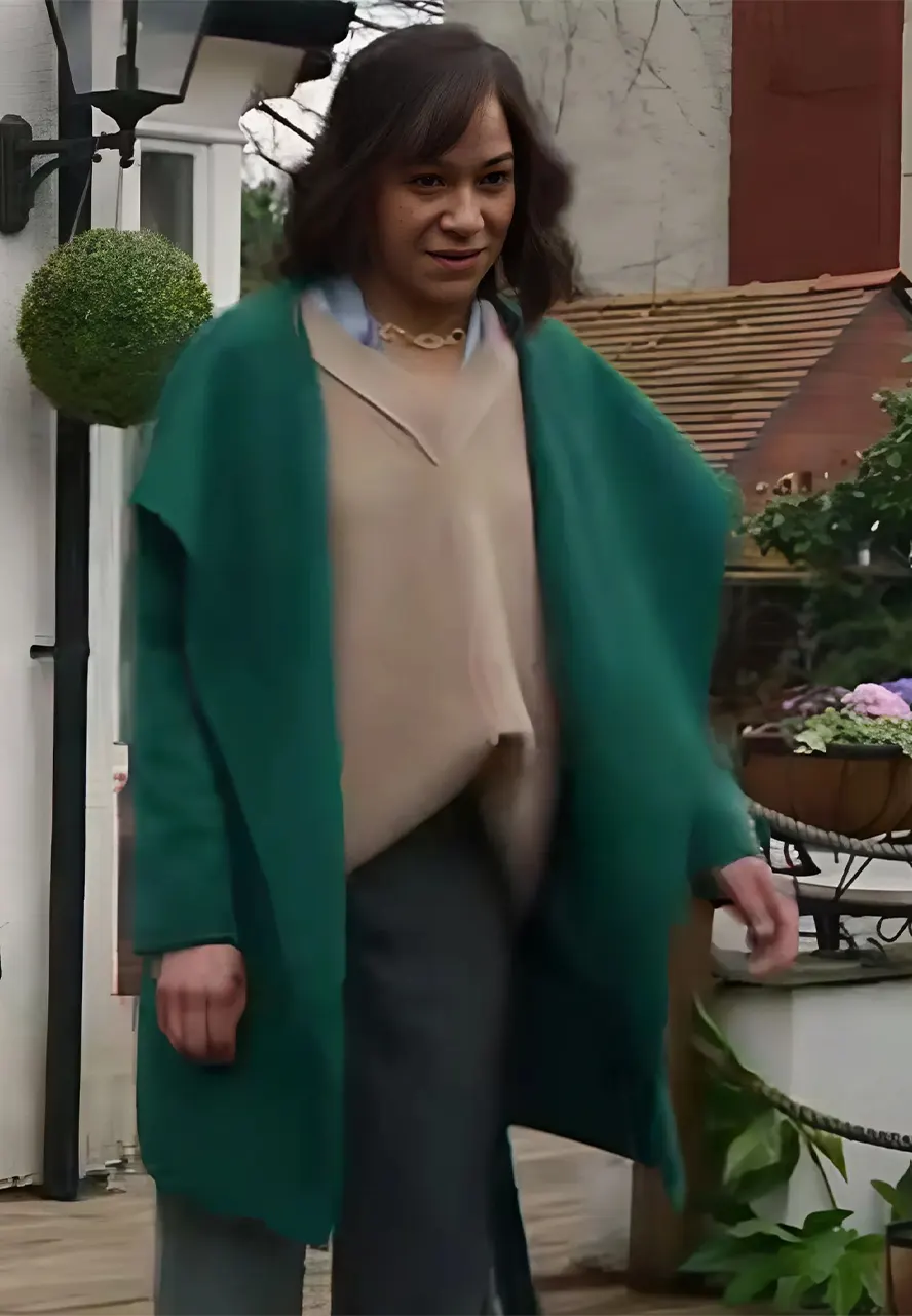 Stay Close Cush Jumbo Green Coat Stay Close Cush Jumbo Green Coat - Image 3