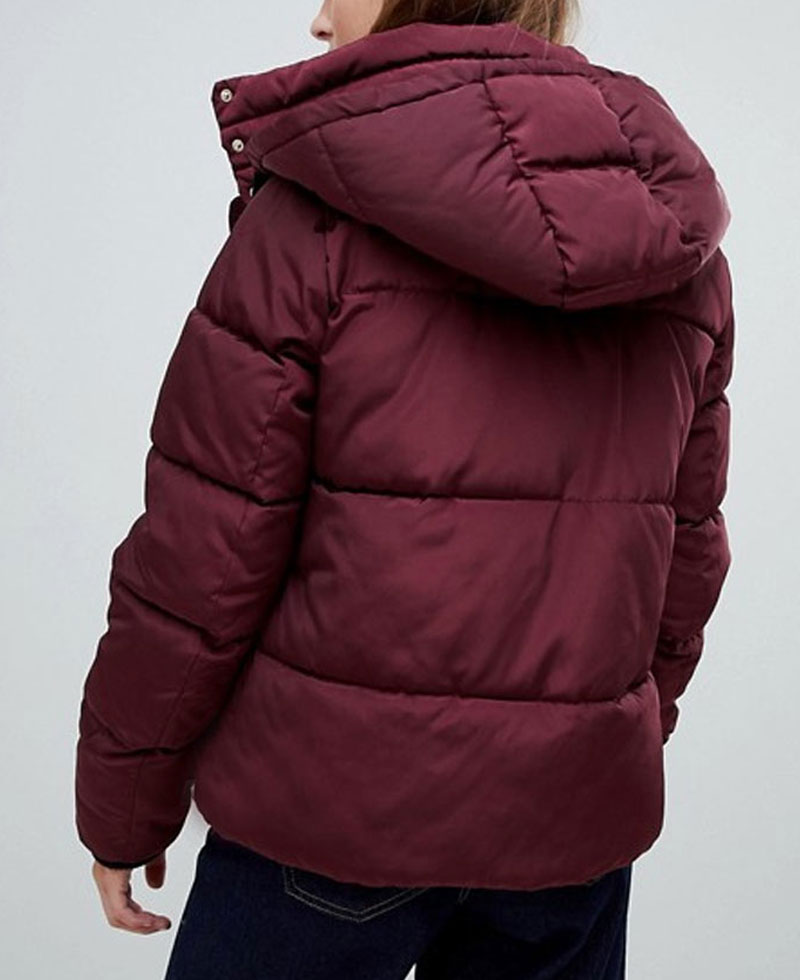 The Holiday Calendar Kat Graham Puffer Jacket The Holiday Calendar Kat Graham Puffer Jacket - Image 3