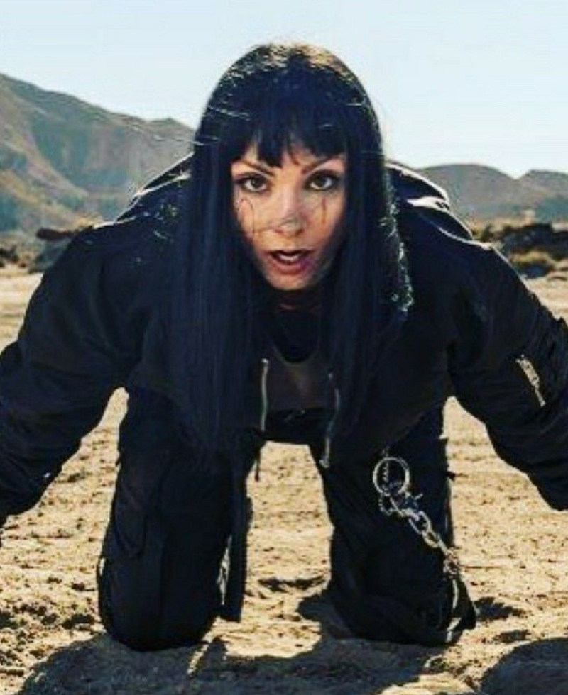Vis a Vis El Oasis Najwa Nimri Black Jacket Vis a Vis El Oasis Najwa Nimri Black Jacket - Image 3