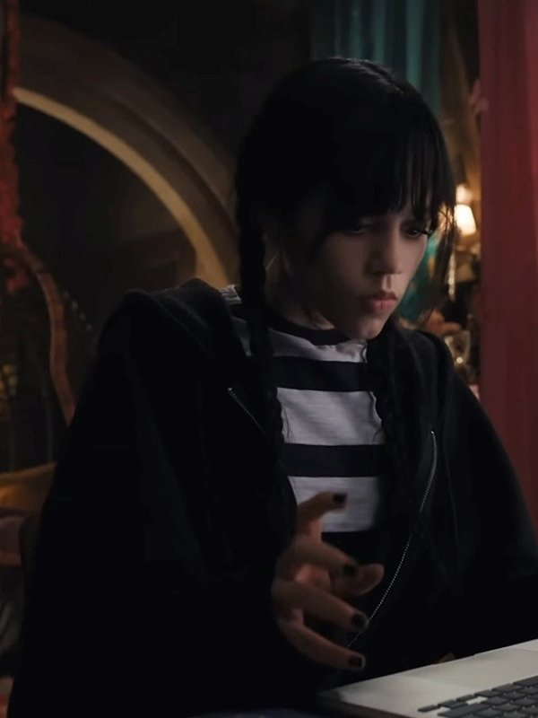 Wednesday 2022 Jenna Ortega Baggy Hoodie Wednesday 2022 Jenna Ortega Baggy Hoodie - Image 3