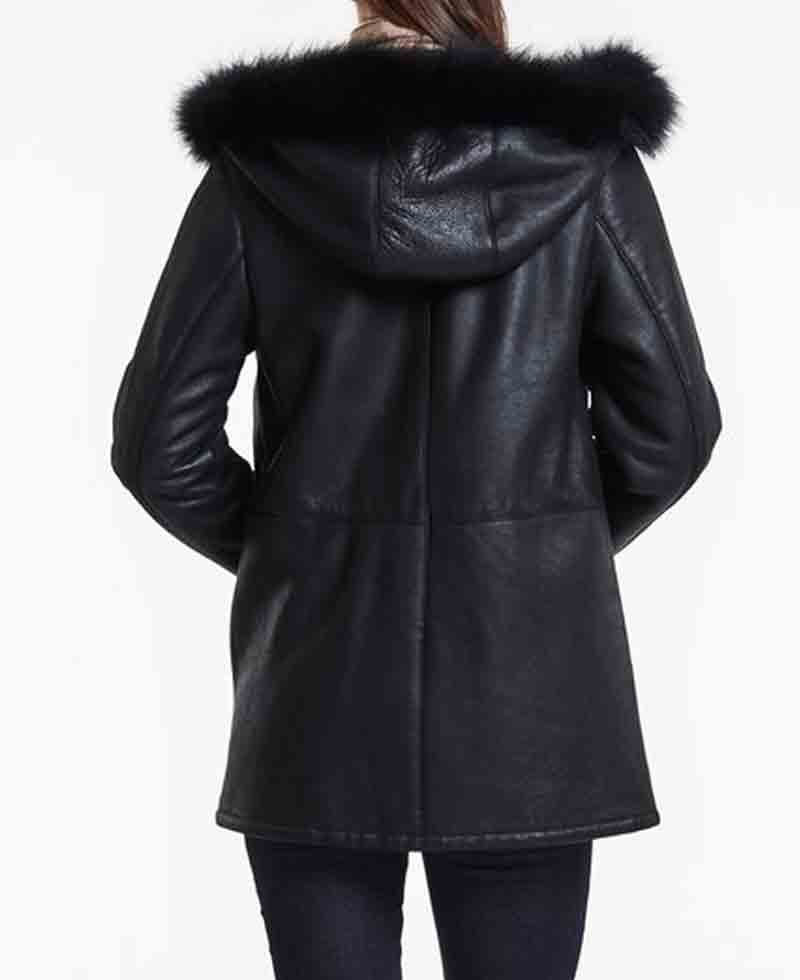Women's Stylish Shearling Black Leather Jacket With Hoodie Women's Stylish Shearling Black Leather Jacket With Hoodie - Image 4